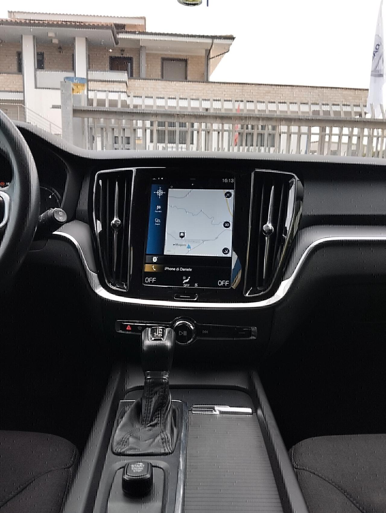 VOLVO V60 S.W. 2.0 TDI 150cv D3 Geartronic Business Plus