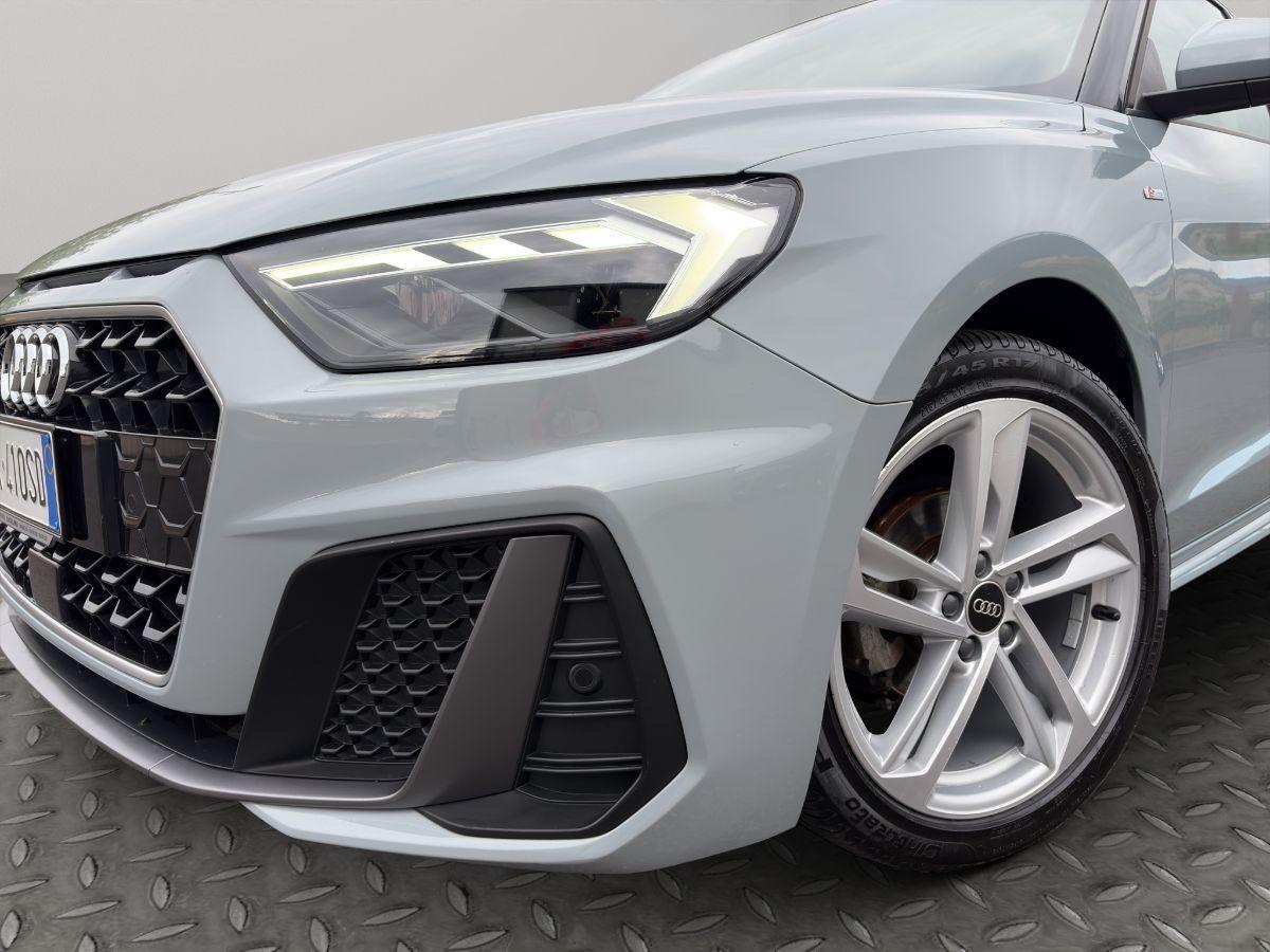 AUDI - A1 Sportback - A1 Sportback 25 900 95CV TFSI S LINE