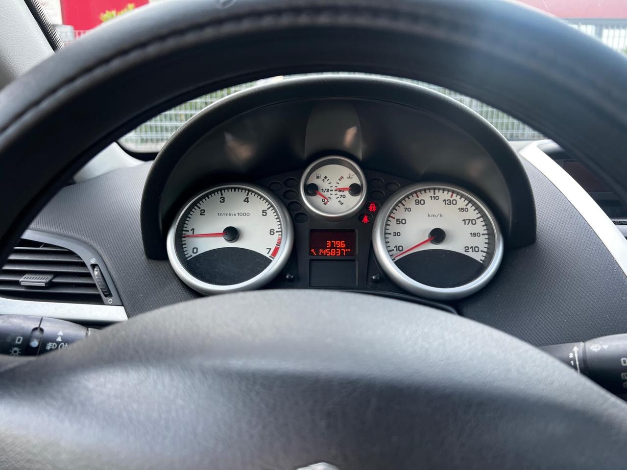 Peugeot 207 1.4 8V 75CV SW X Line ECO GPL