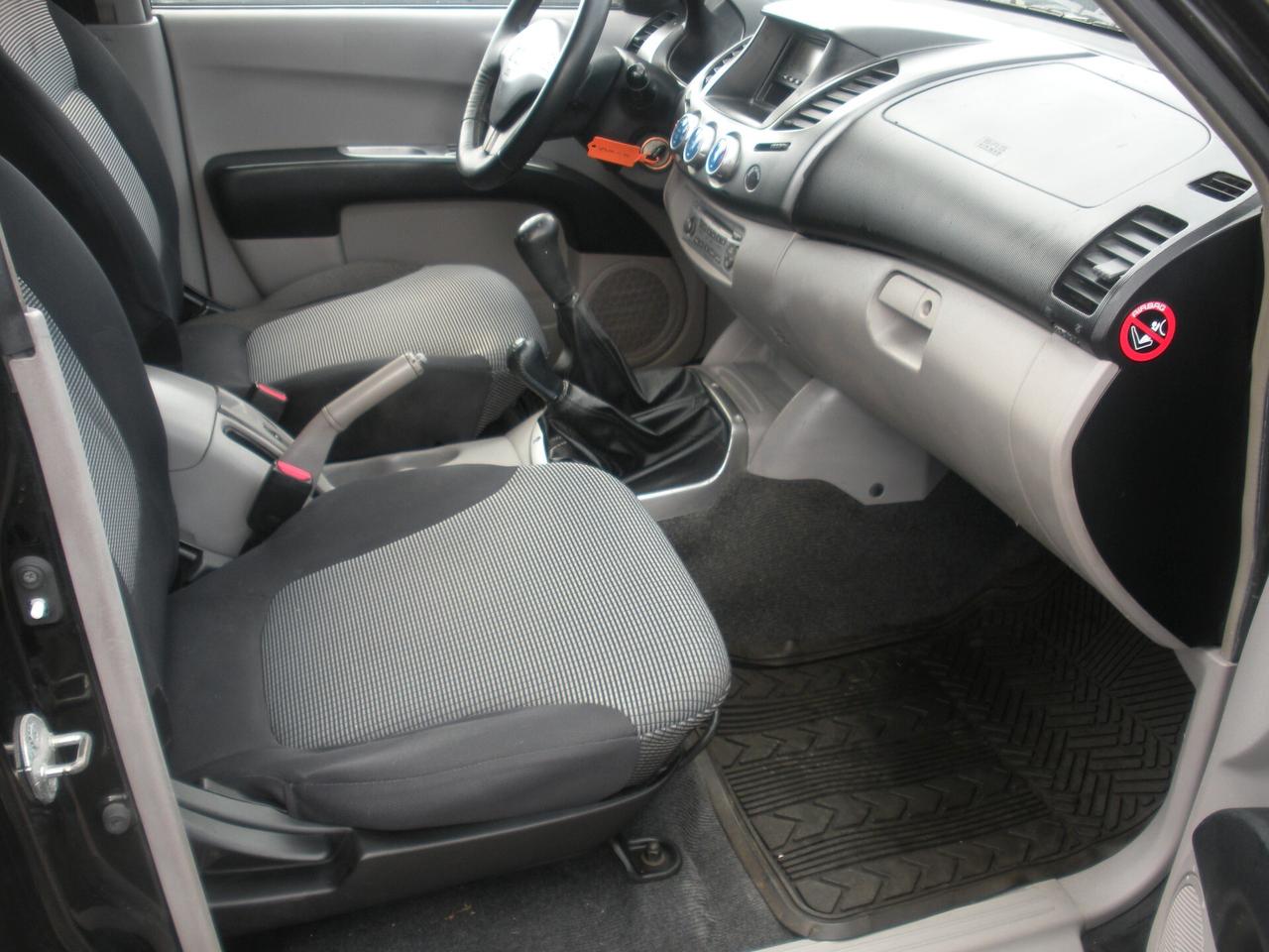 Mitsubishi L200 2.5 DI-D/136CV Double Cab Intense