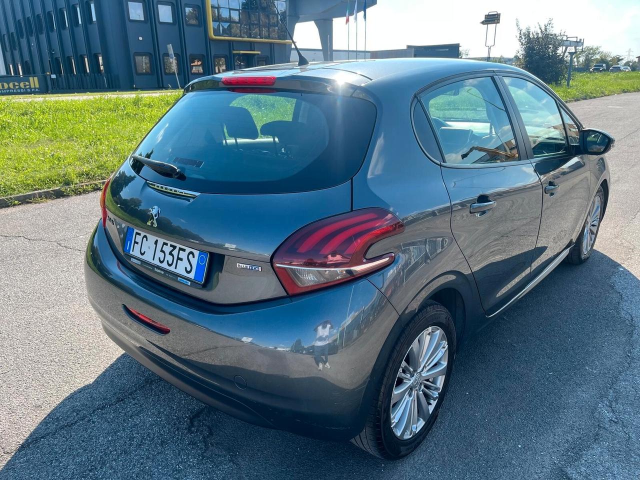 Peugeot 208 BlueHDi 75 5 porte Active
