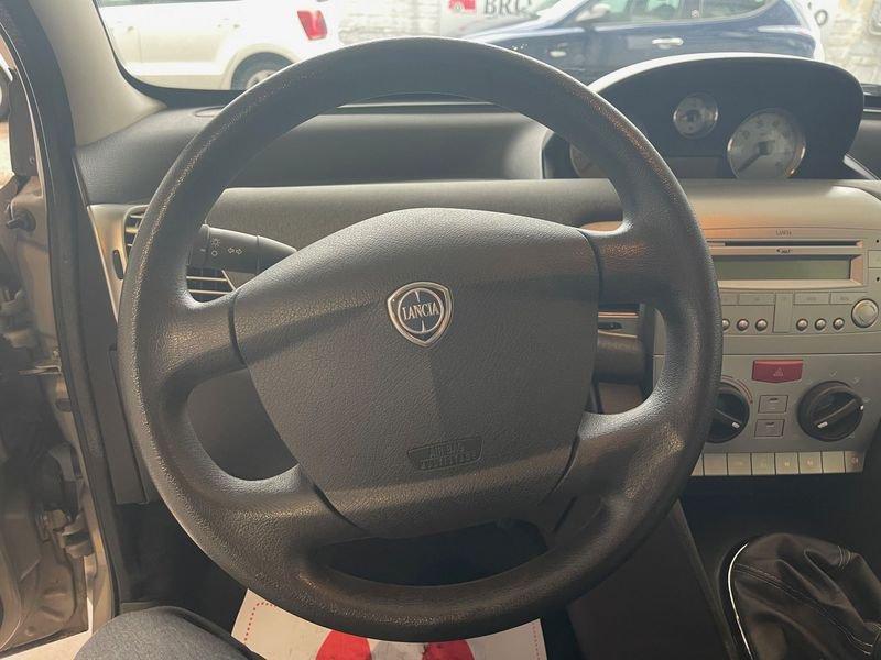 Lancia Ypsilon Ypsilon 1.2 8v ModaMilano