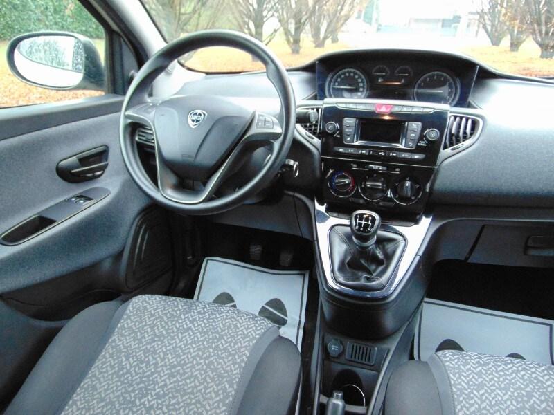LANCIA Ypsilon 3ª serie Ypsilon 1.2 69 CV 5 po...