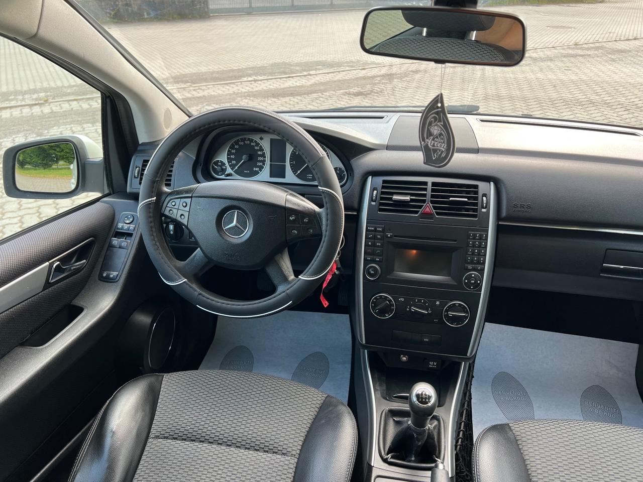 Mercedes-benz B 180 B 180 BlueEFFICIENCY Sport