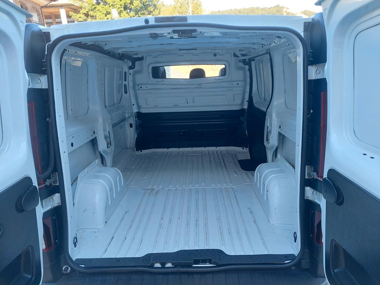 Opel Vivaro 1.6cdti 120cv 3posti 2019