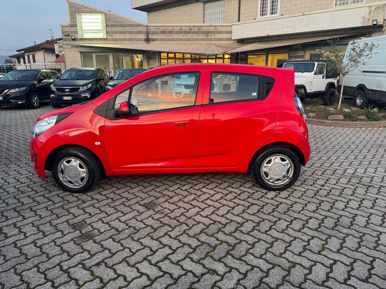 Chevrolet Spark 1.0 LT