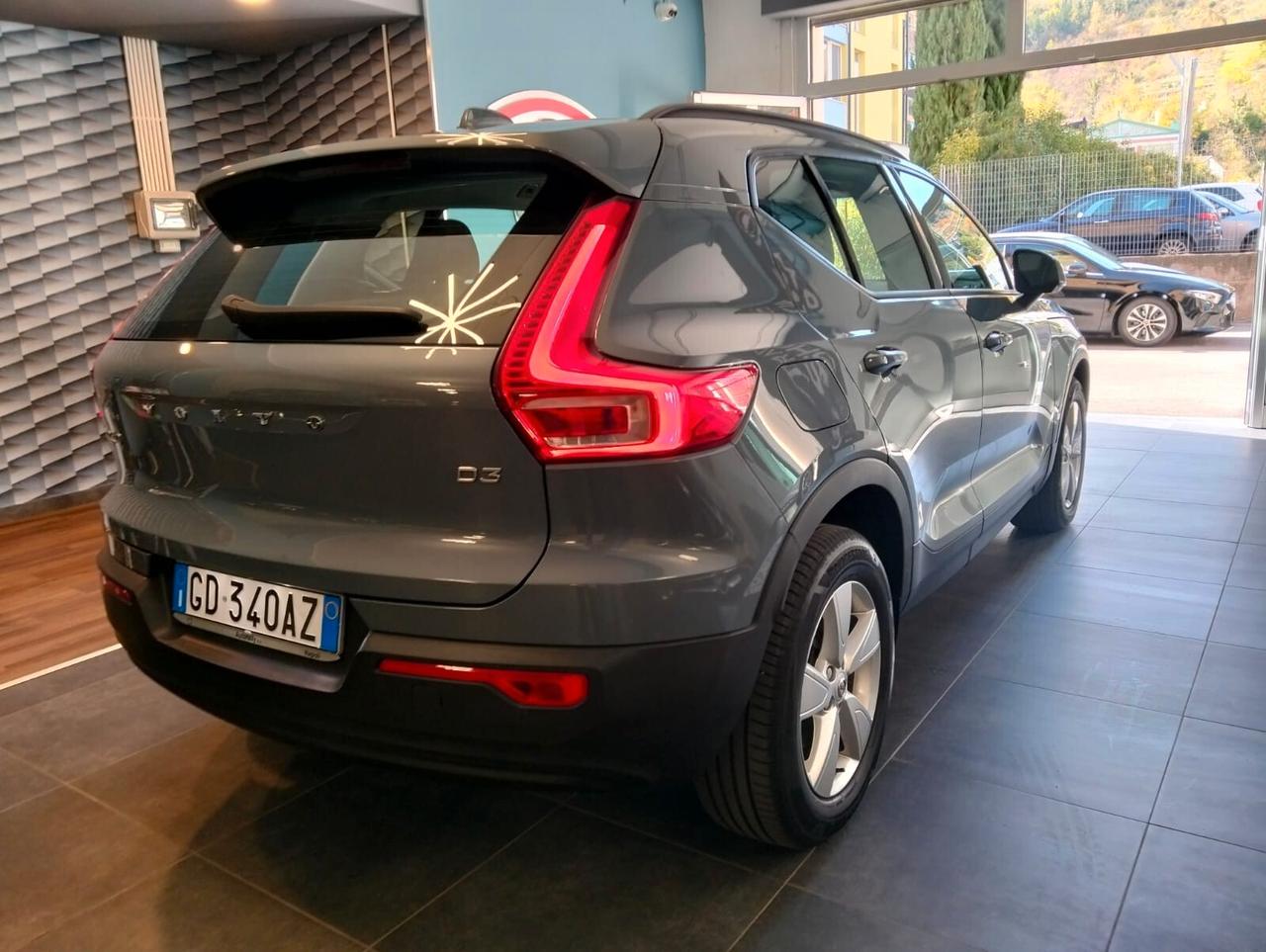 VOLVO XC40 D3 AWD GEARTONIC R-DESIGN