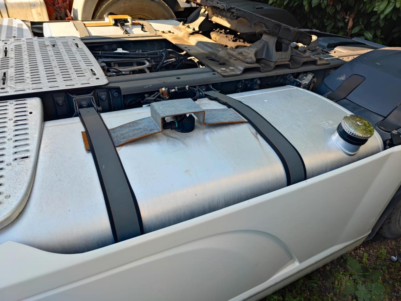 Trattore stradale DAF XF 510