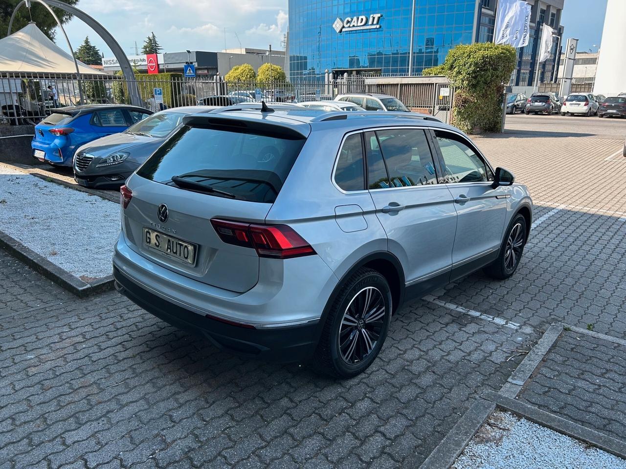 Volkswagen Tiguan 2.0 tdi Life 150cv dsg