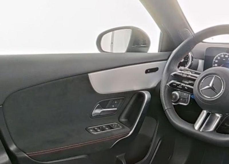 Mercedes-Benz Classe A A 180 Premium AMG LED NAVI