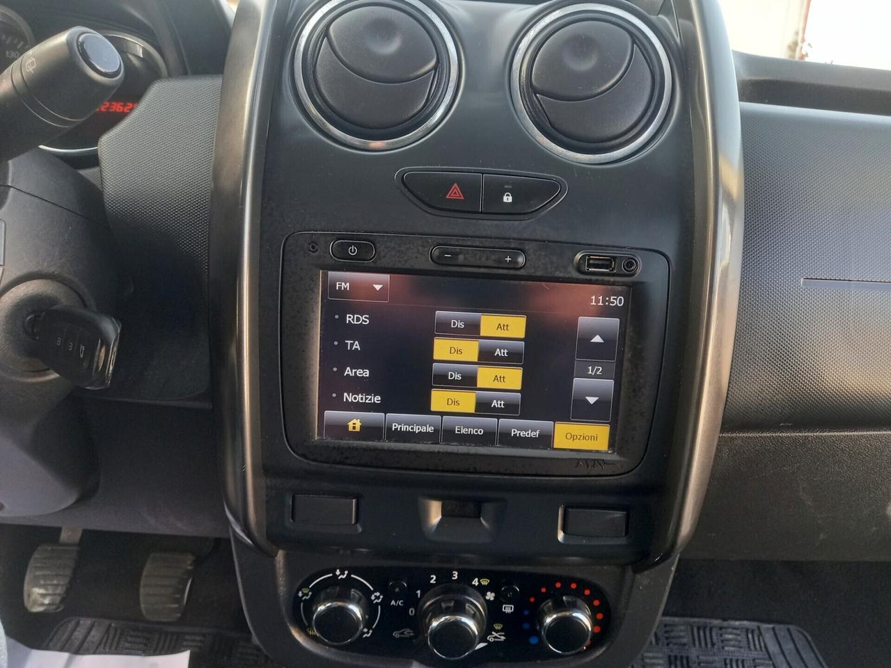 Dacia Duster 1.6 Gpl di Serie 105CV 4x2 Lauréate