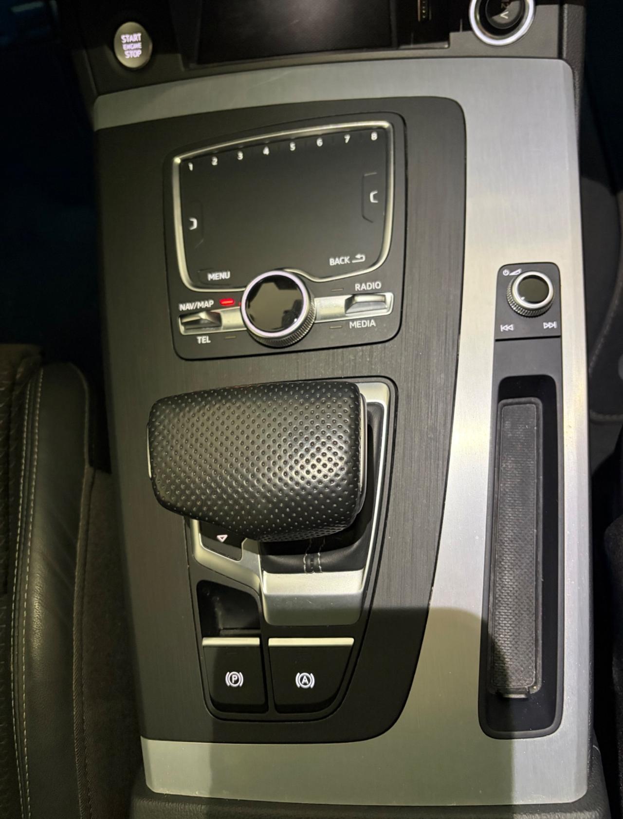 AUDI Q5 40 TDI S TRONIC S LINE PLUS 124.000 KM