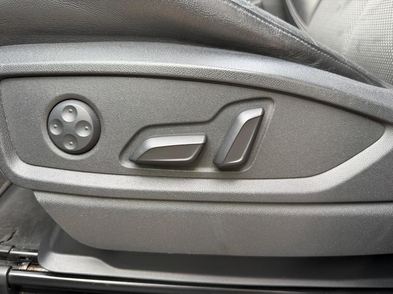 Audi Q5 50 TDI quattro S-LINE Tetto Kamera