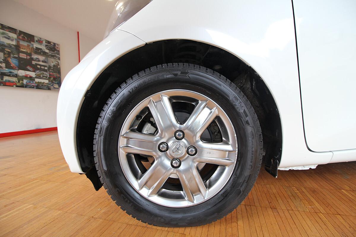 Toyota iQ Toyota iQ 1.0 cvt - 58000 KM
