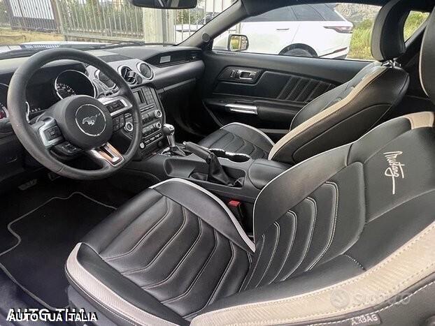 Ford mustang navi camera perfetta