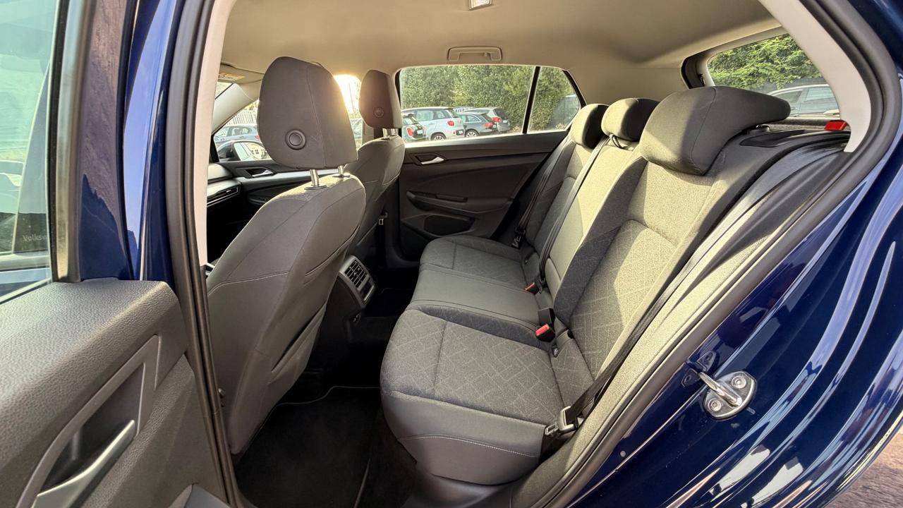 Volkswagen Golf 1.0 eTSI EVO DSG Life