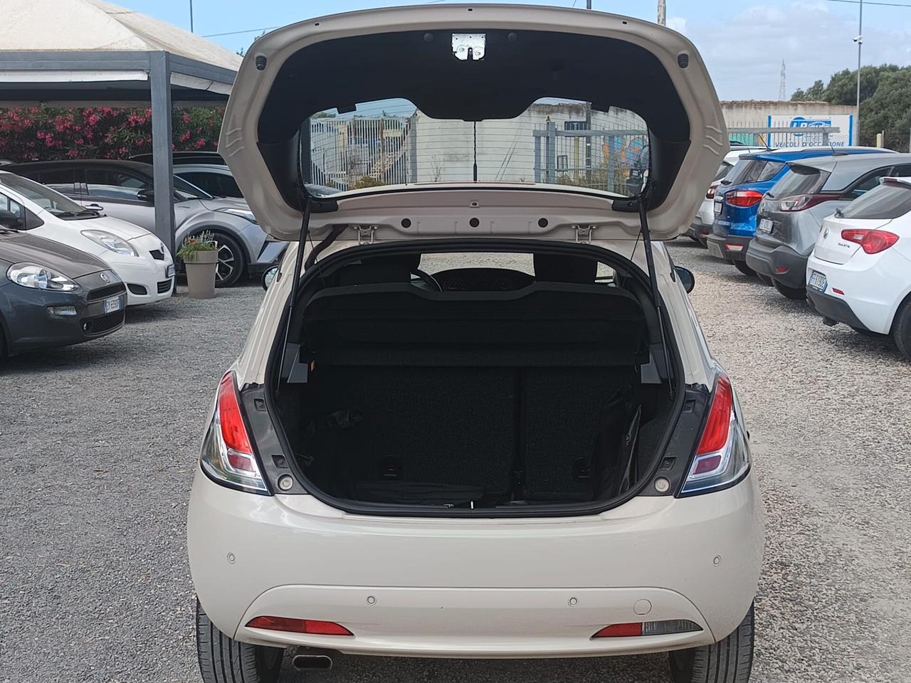 Lancia Ypsilon 2016 - 1.2 BENZINA LB AUTOMOBILI