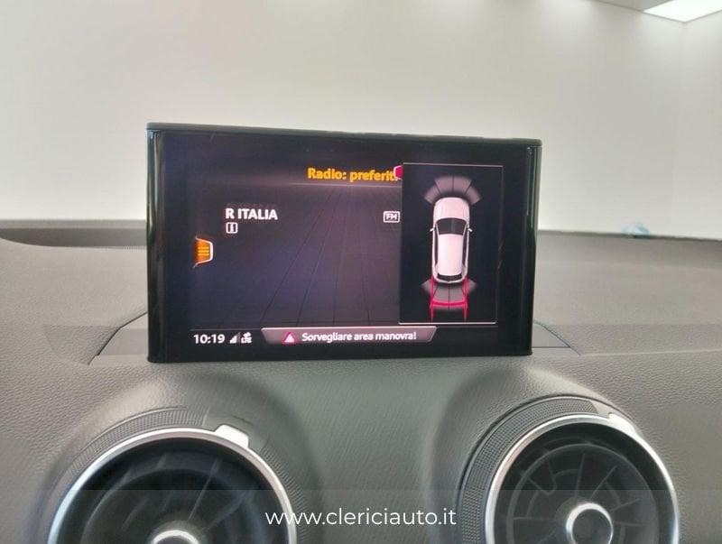 Audi Q2 30 TFSI S tronic Business