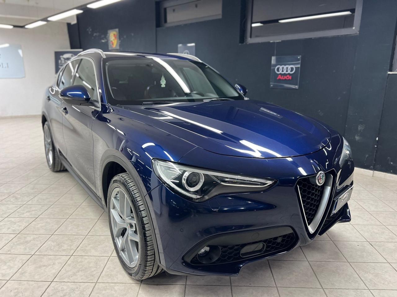 Alfa Romeo Stelvio 2.2 Turbodiesel 210 CV AT8 Q4 Super