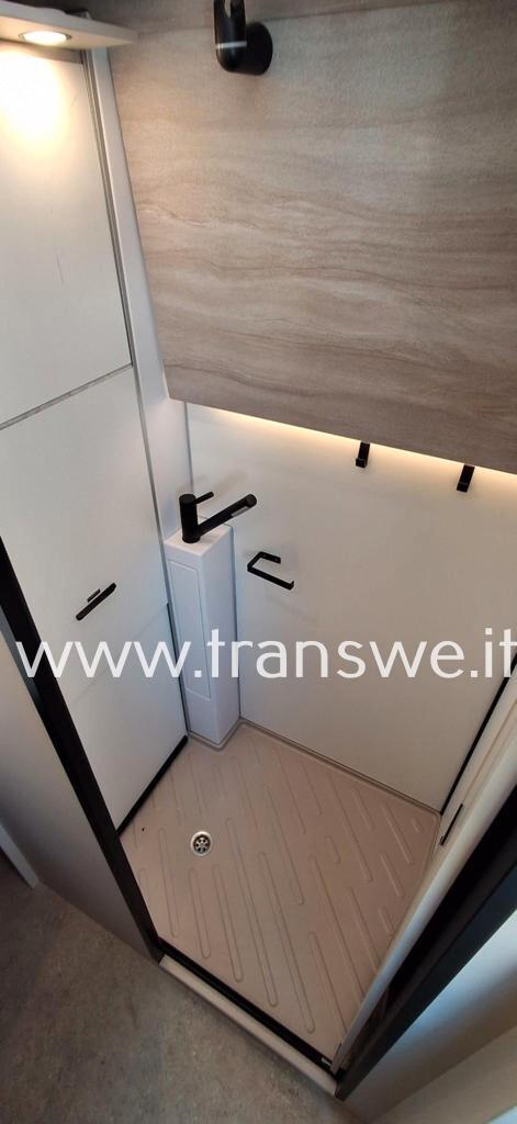 Bürstner Papilon PC 6.0 van con letto matrimoniale in coda