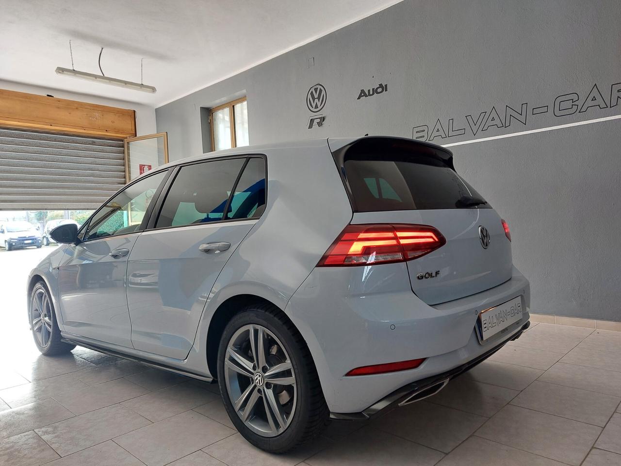 Volkswagen Golf 1.6 TDI Rline