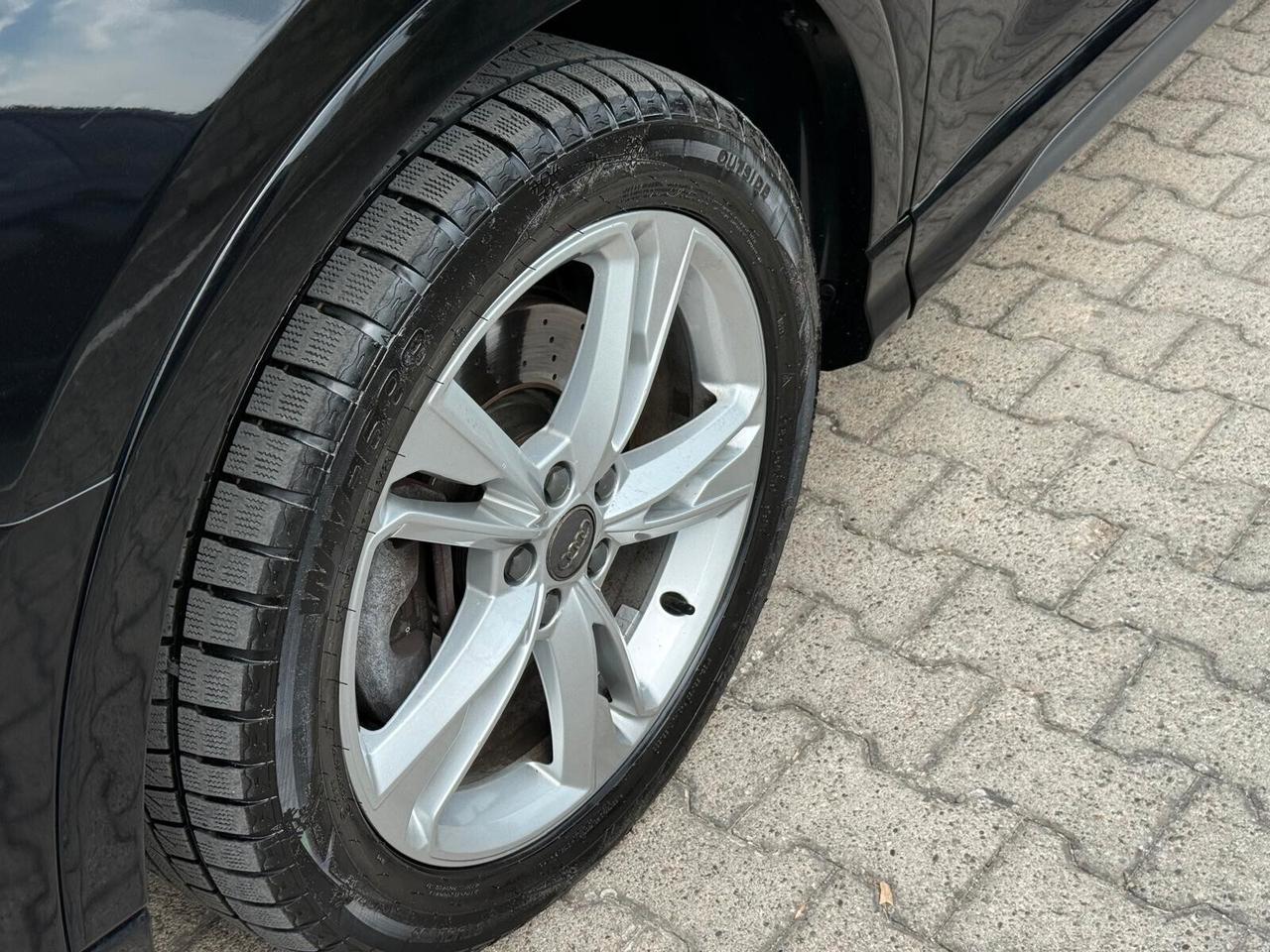 Audi Q3 40 TDI 190cv quattro S tronic line edition Nero Mhytos