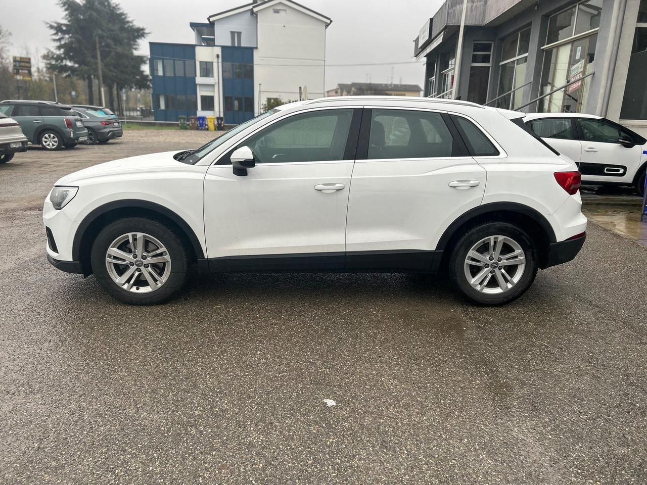 Audi Q3 Business 2.0 35 TDI #7993