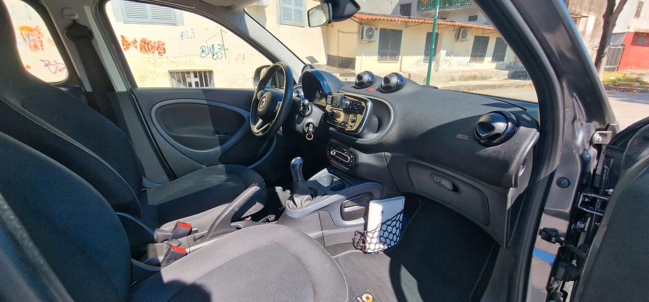 Smart ForFour 1.0 Benzina 70CV Passion