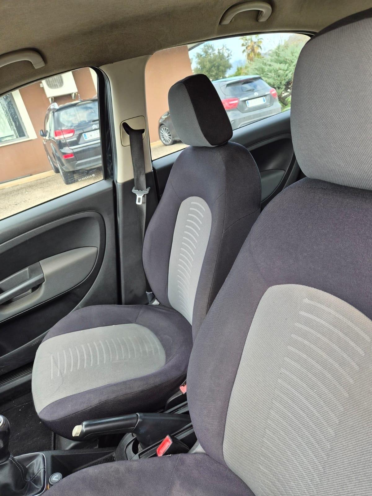 Fiat Grande Punto 1.3 MJT 75 CV 5 porte