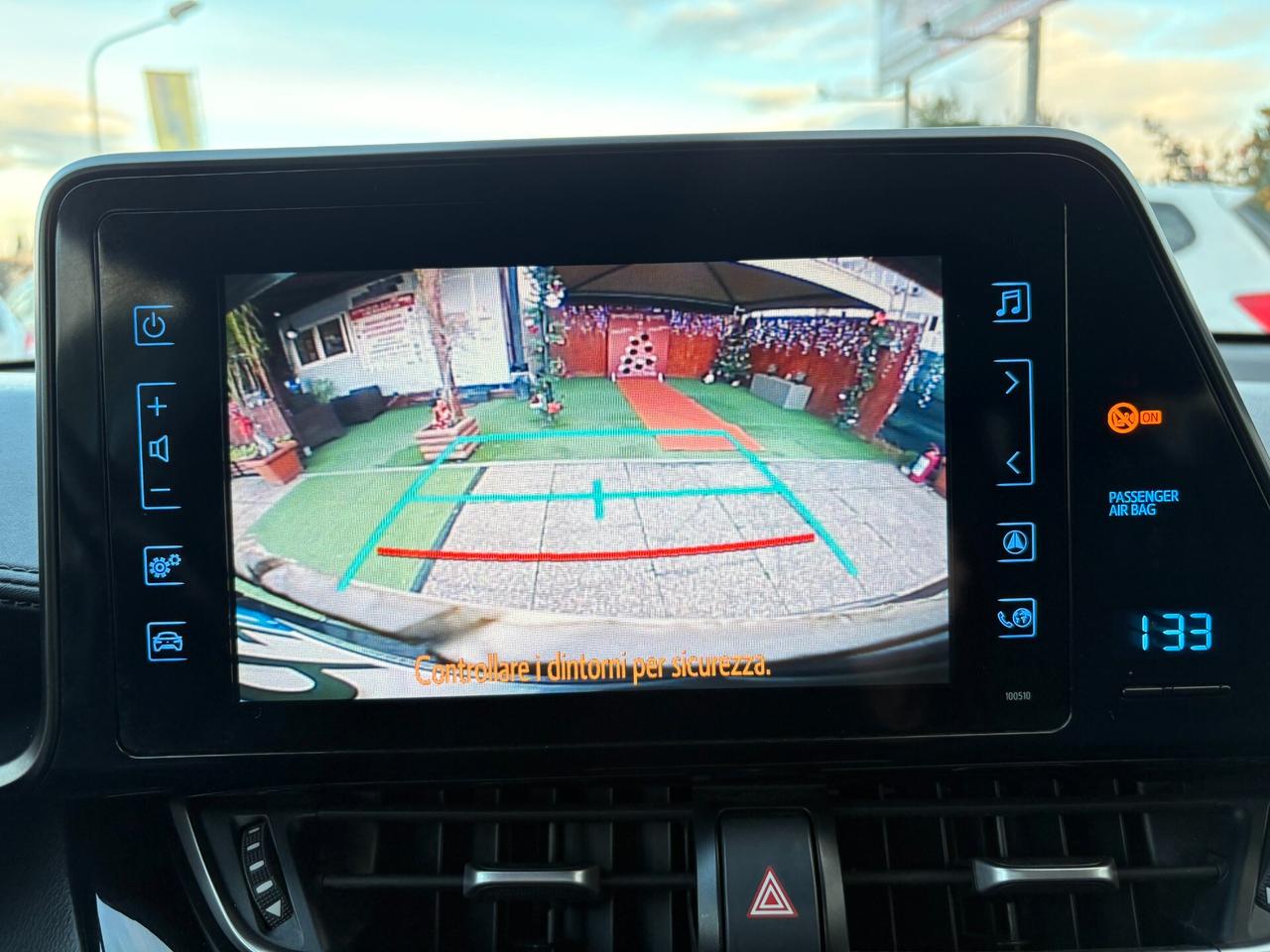 Toyota C-HR 1.8 Hybrid E-CVT Active