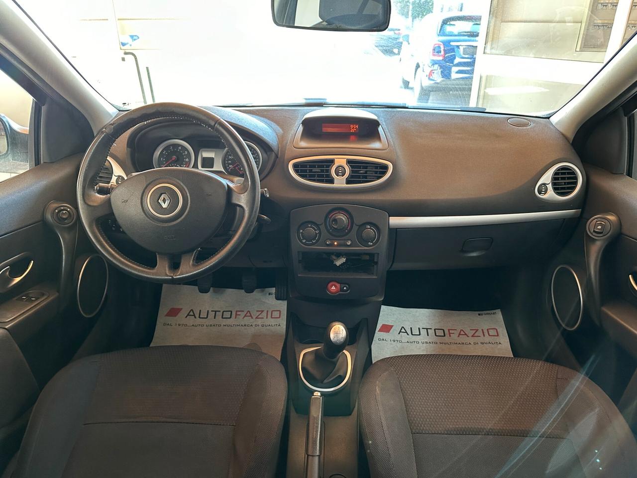 Renault Clio 1.2 16V 5 porte Confort