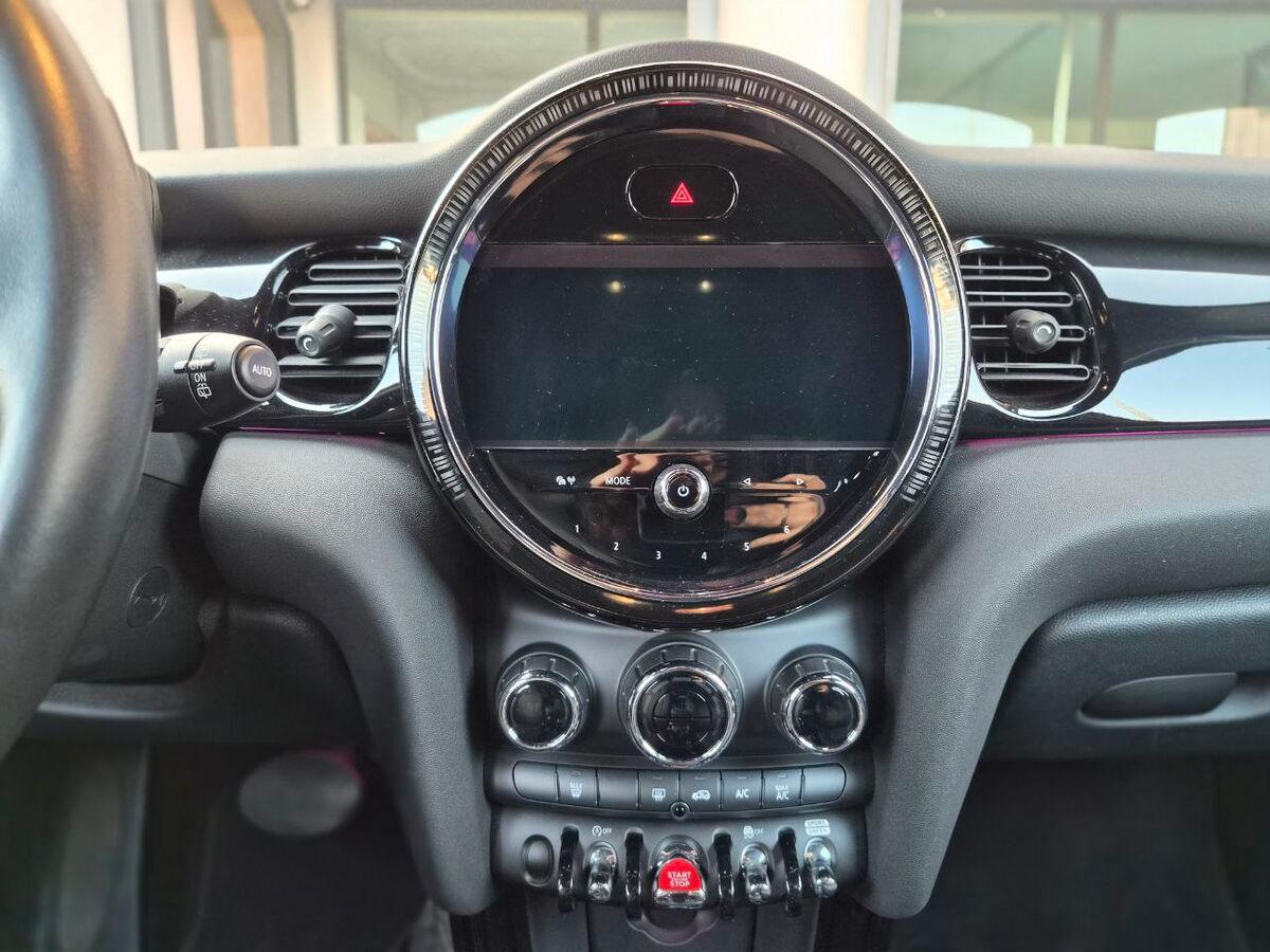 Mini Mini 5 Porte 1.5 Cooper Camden auto