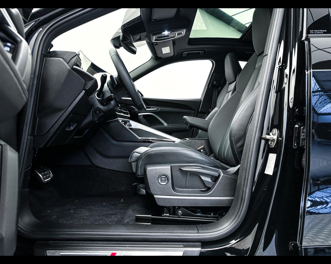 AUDI Q5 3ª serie - Q5 SPB TDI 150 kW mHEV+ S tronic quattro S line edition