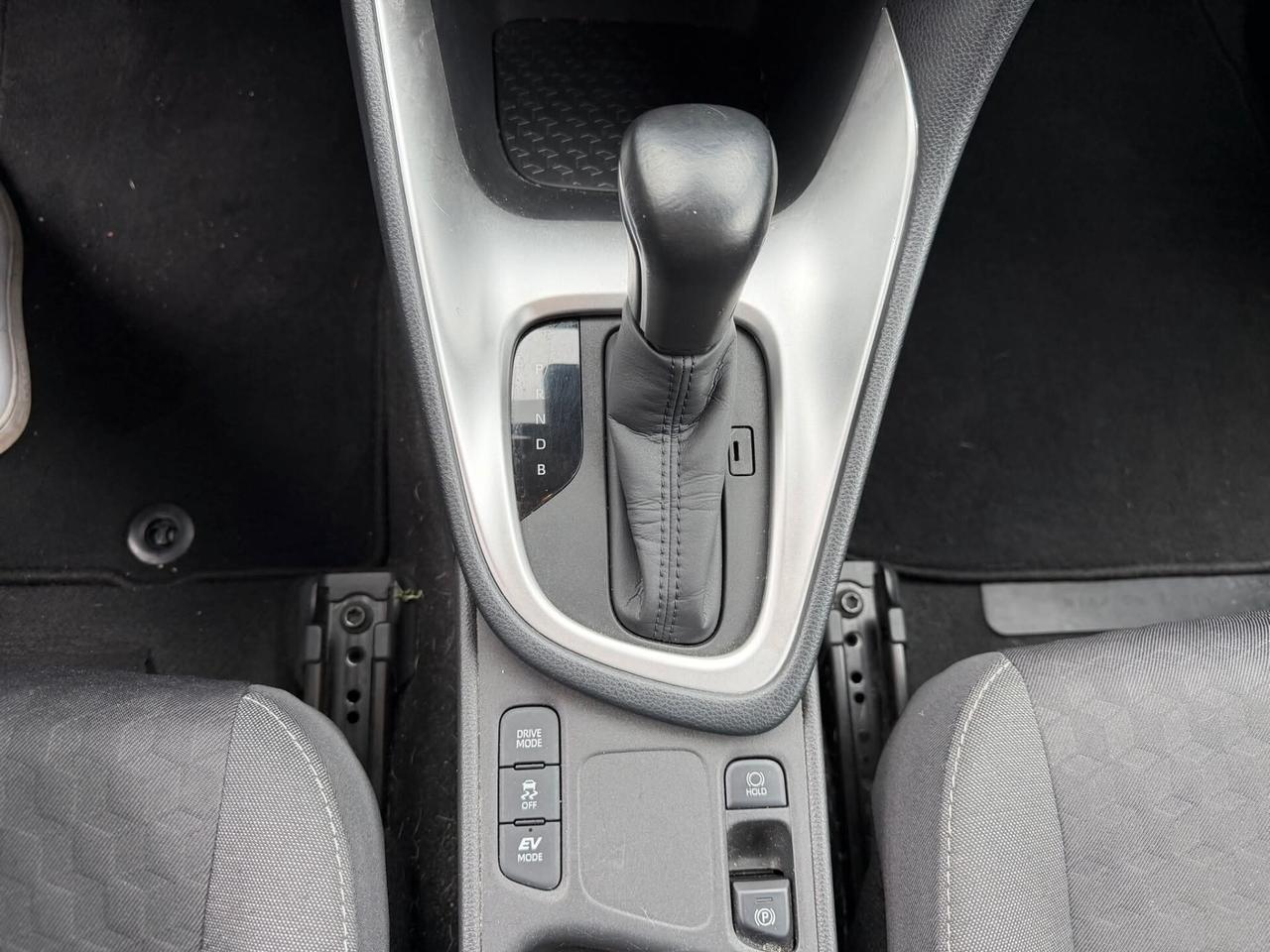 Toyota Yaris 1.5 Hybrid 5 porte Trend