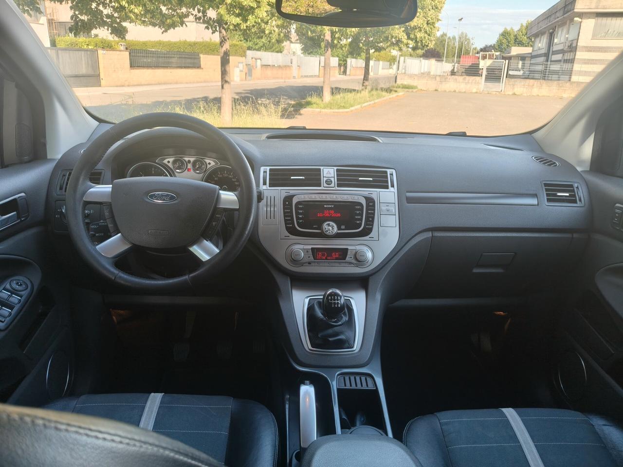 Ford Kuga 2.0 TDCi 4WD SOLO 128.000 KM