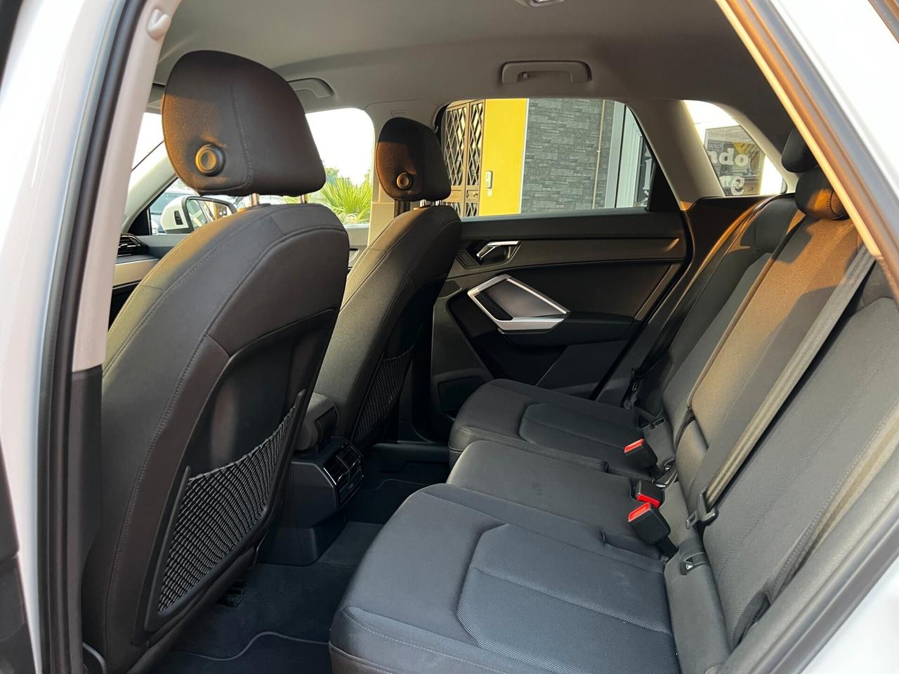 Audi Q3 35 TDI S tronic Advanced-2019- LED- NAVI