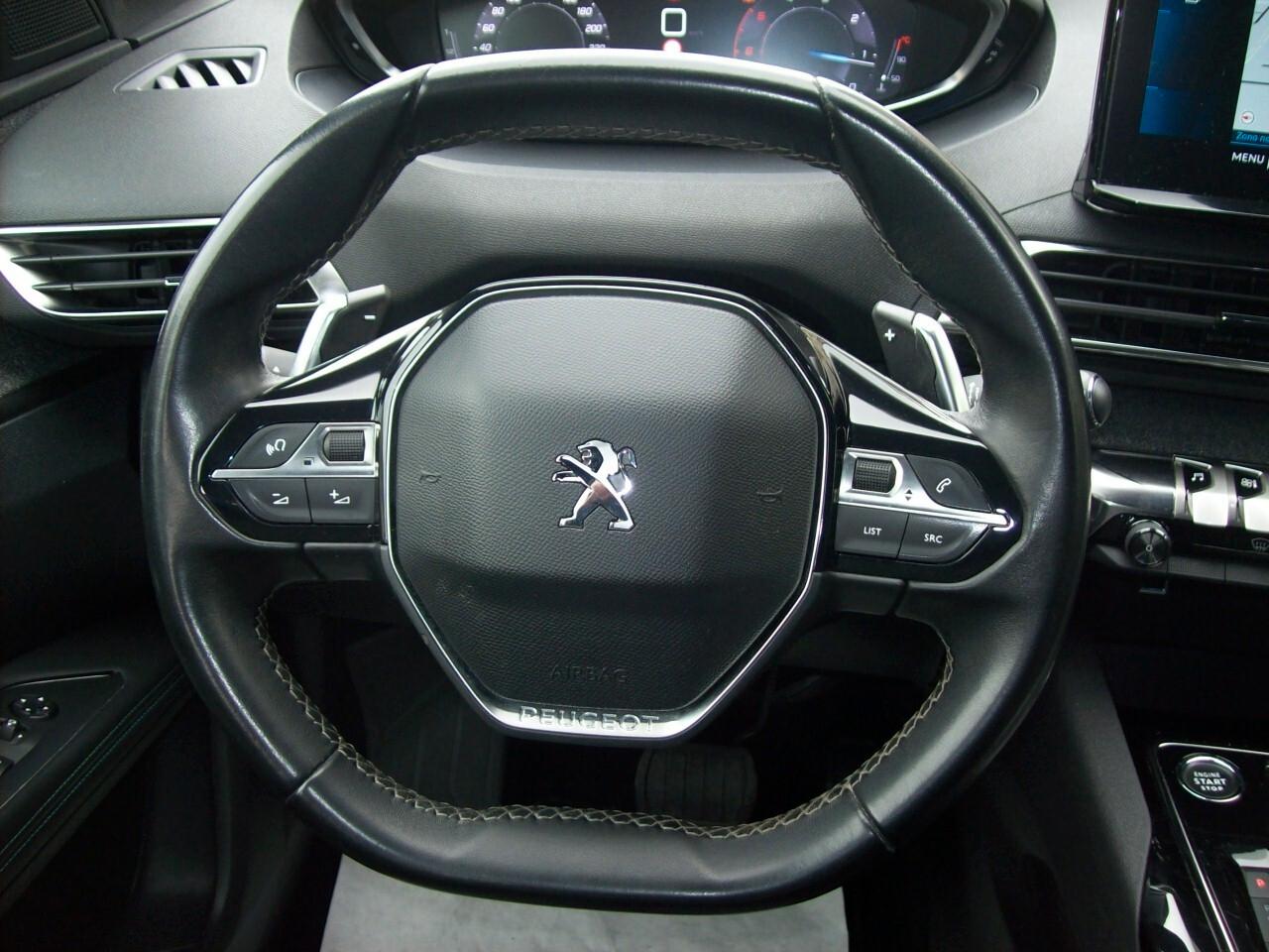 Peugeot 3008 1.5 BlueHDi 130CV S&S EAT8 Allure Pack