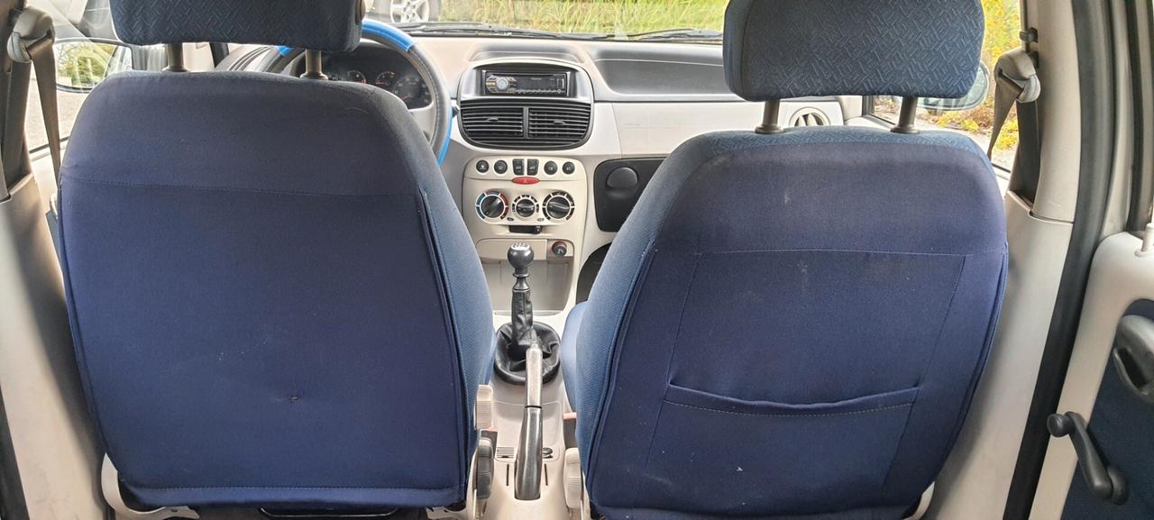 Fiat Punto 1.2 5 porte HLX