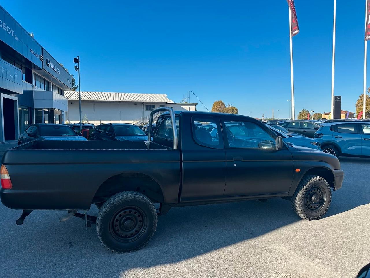 Mitsubishi L200 2.5 TDI 4WD Club Cab Pick-up GL