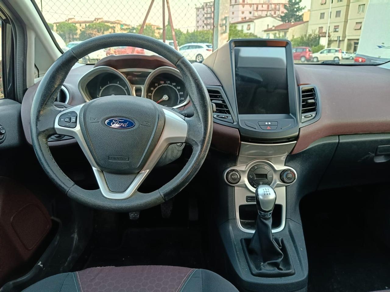 Ford Fiesta 1.2 benzina