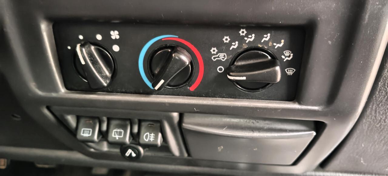 Jeep Wrangler 4.0 Sport ASI 4 posti
