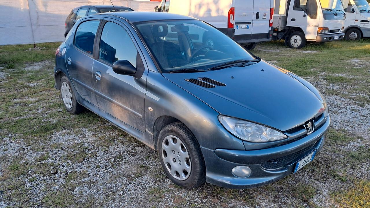 Peugeot 206 1.4 5p. Enfant Terrible xCommercianti