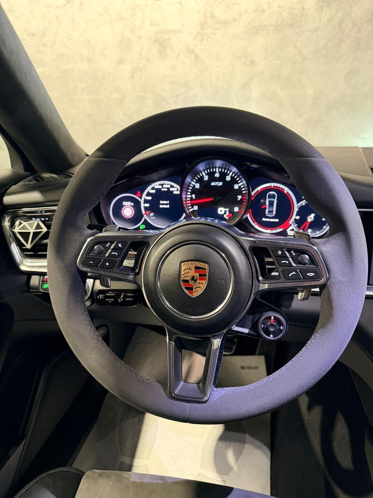 Porsche Panamera 4.0 GTS CHRONO