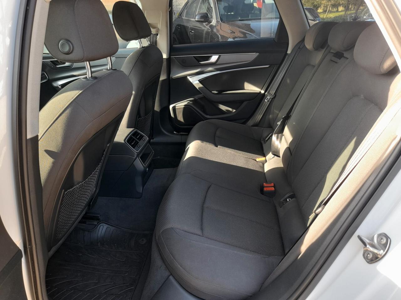 Audi A6 Avant 40 2.0 TDI quattro ultra MHEV S tronic Business