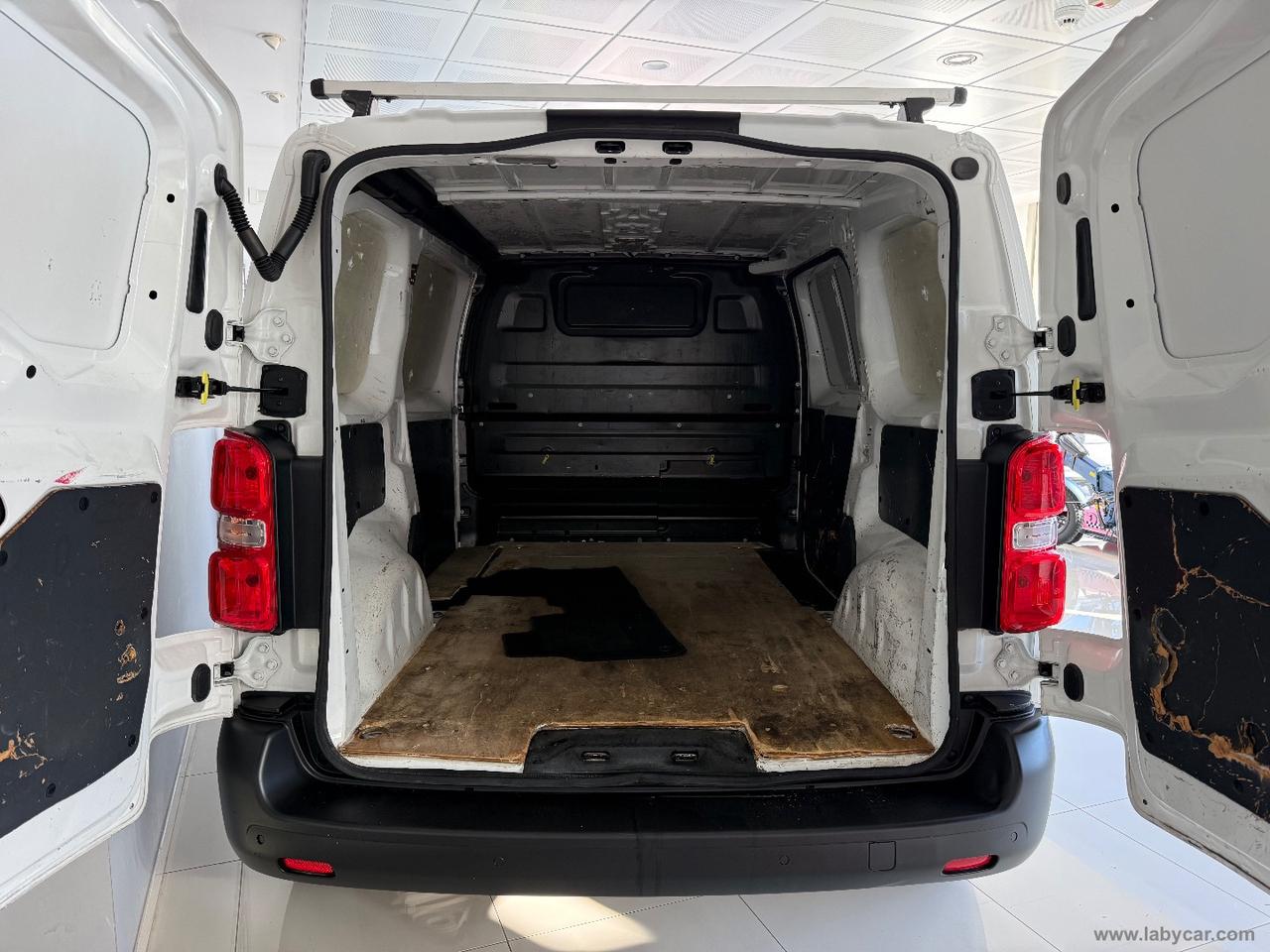 Vivaro 1.5D120S&S PL-TN M Furg. Essentia