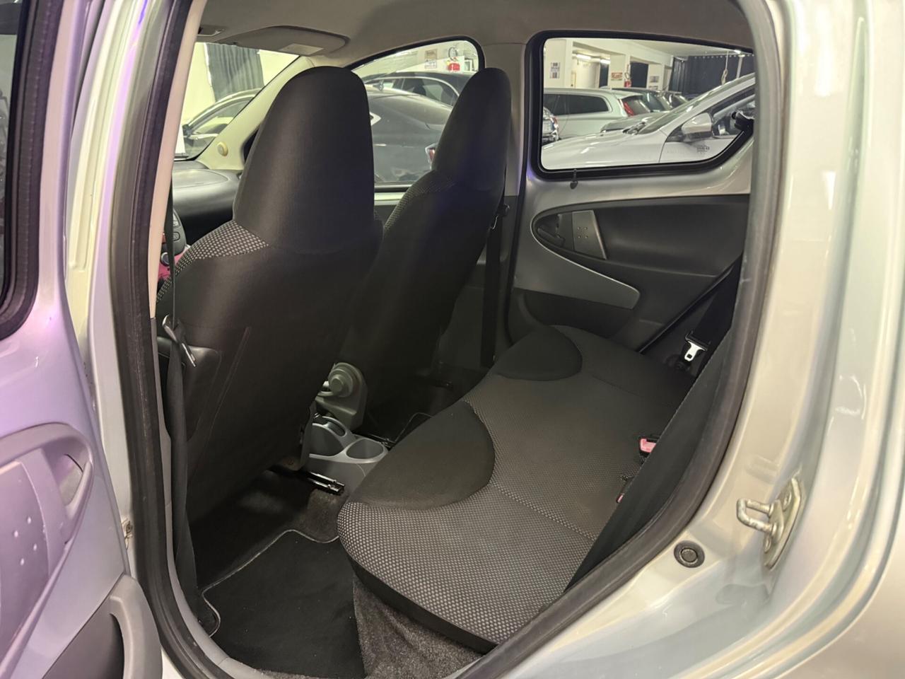 TOYOTA Aygo 2010 1.0 VVT-i 68cv 5 porte Sol