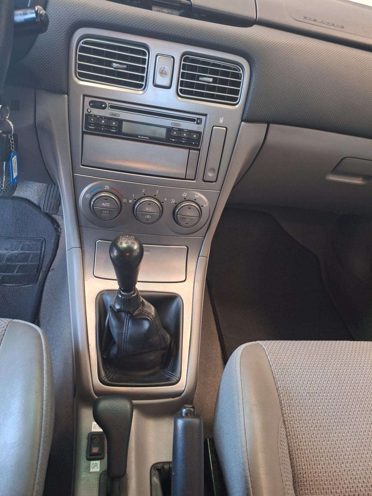 Subaru Forester 2.0 X MQ bi-fuel*4x4*