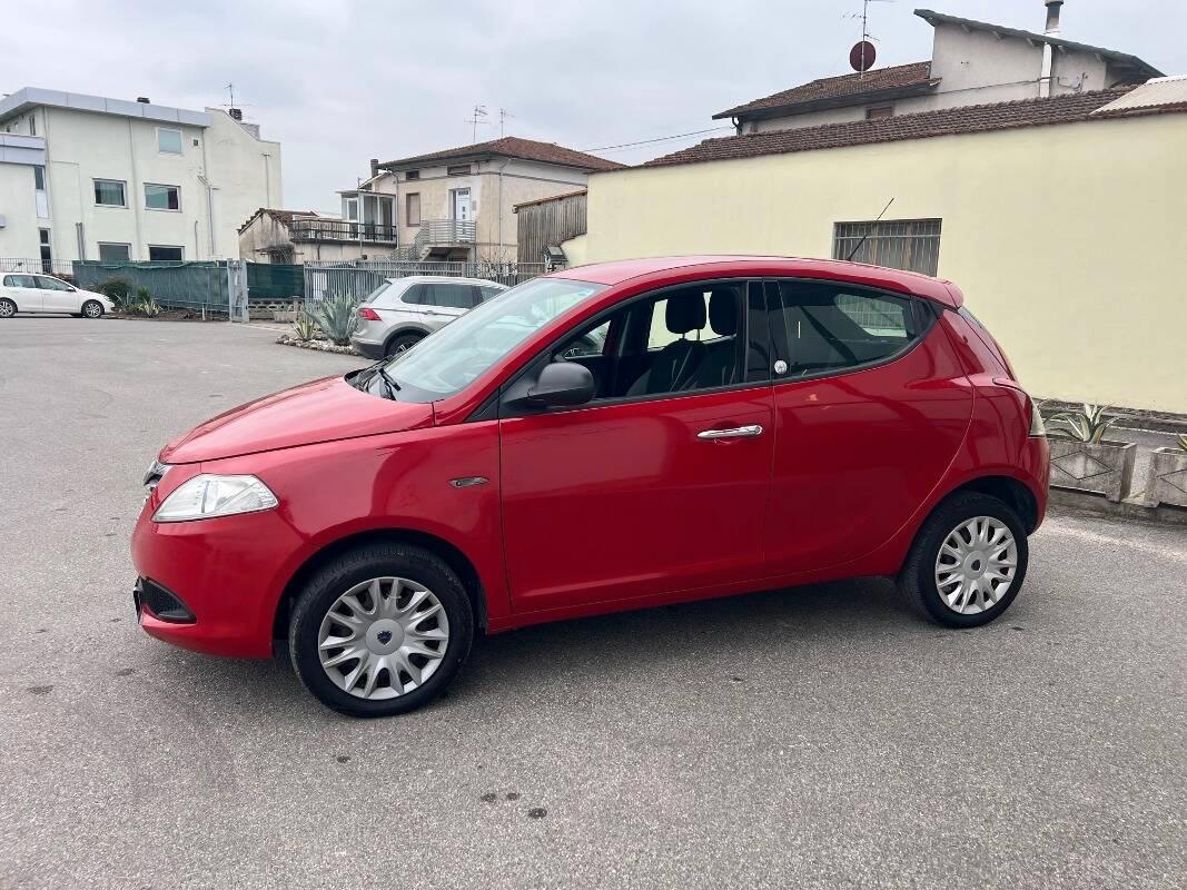 Lancia Ypsilon 0.9 t.air Elefantino ecochic metano 80cv
