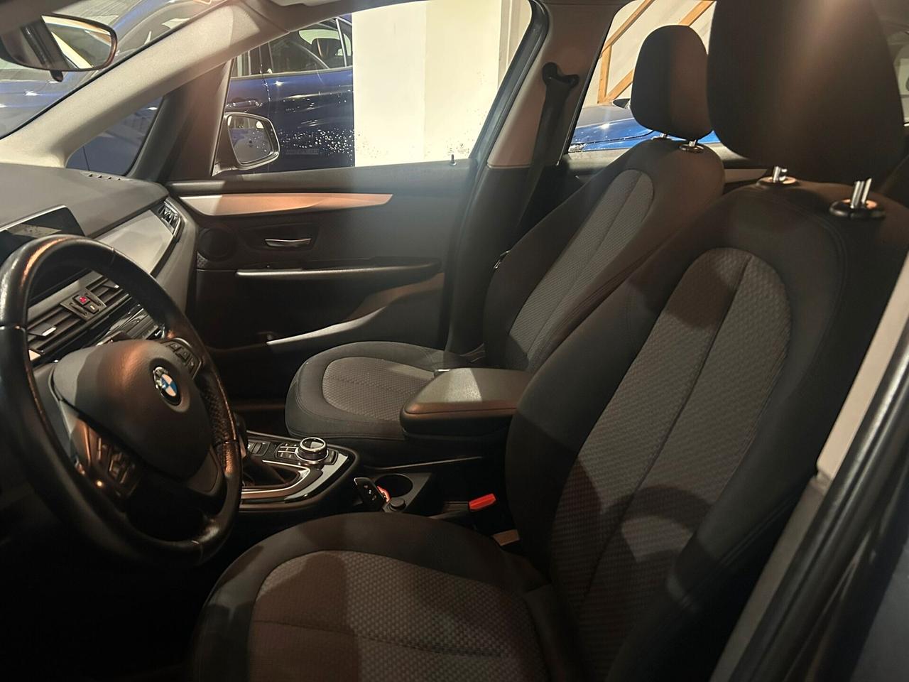 Bmw 2er Active Tourer 218d Luxury