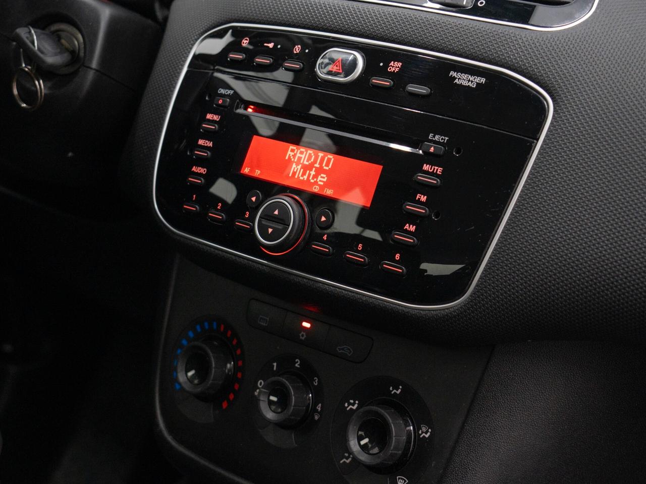 Fiat Punto 1.3 MJT 95 CV 5 porte
